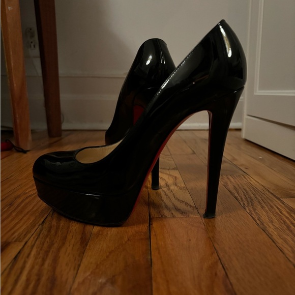 Louboutin black patent pumps like new. With red material bags. - Picture 3 of 5